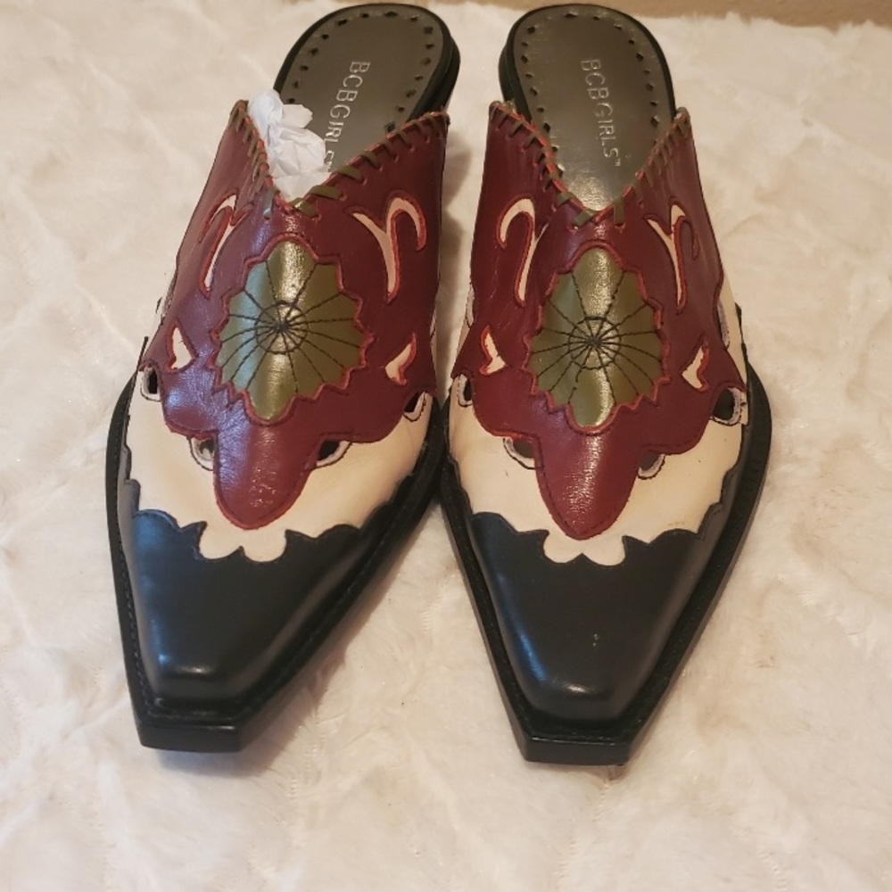 GUC GORGEOUS BOOTS W AMAZING COLORS & PATTERNS